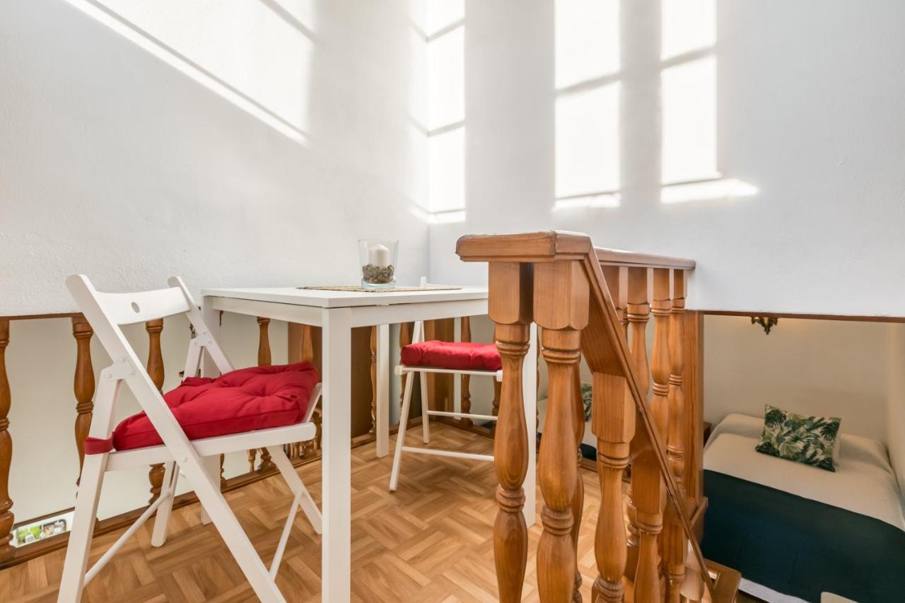 Duplex Jesus Gran Poder 4. Plaza De La Gavidia Sevilla Dış mekan fotoğraf