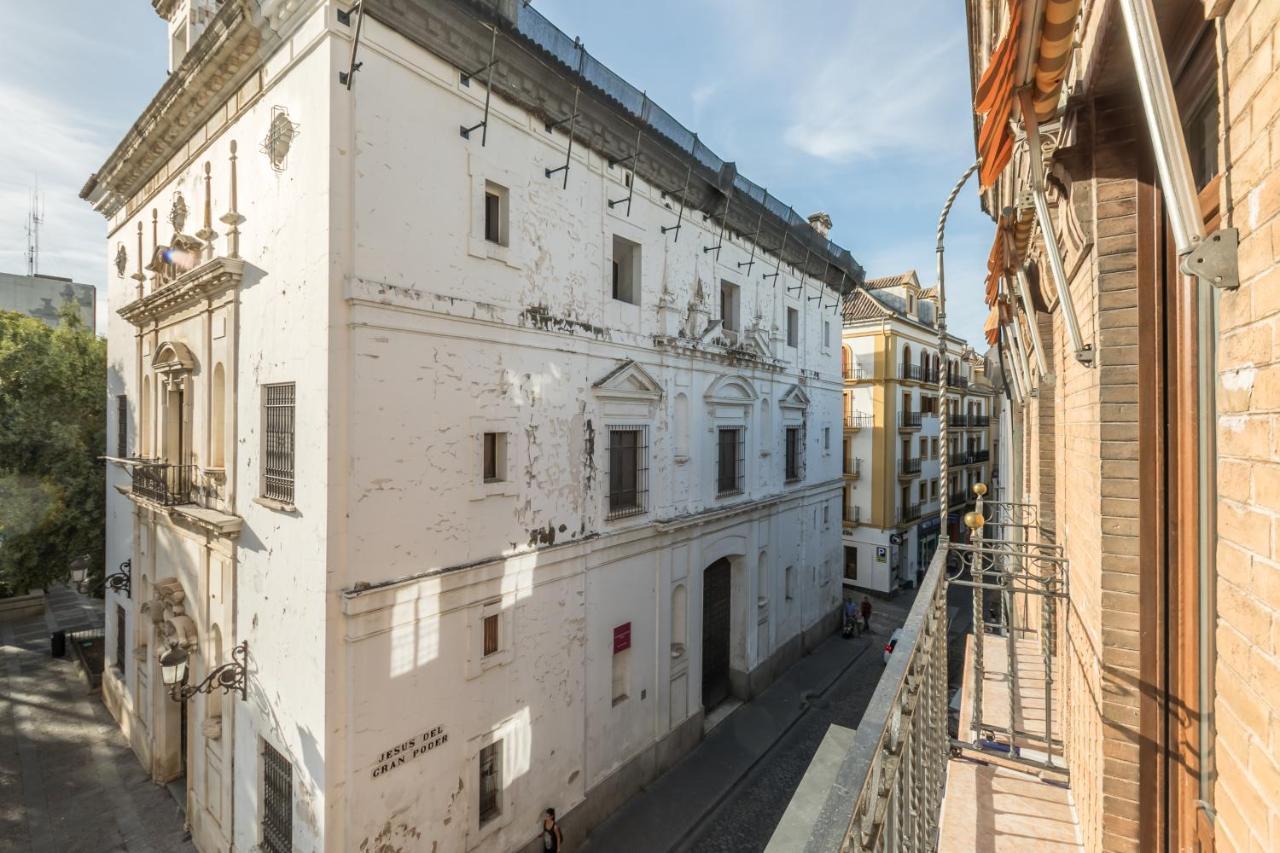 Duplex Jesus Gran Poder 4. Plaza De La Gavidia Sevilla Dış mekan fotoğraf